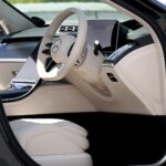 Lexus ES vs BMW 5: komfort, spalanie i realne koszty użytkowania Luksusowe wnętrze Lexusa ES z eleganckimi detalami