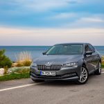 DSG w Skodzie: objawy zużycia skrzyni, koszty naprawy i zasady eksploatacji Szara Skoda Superb